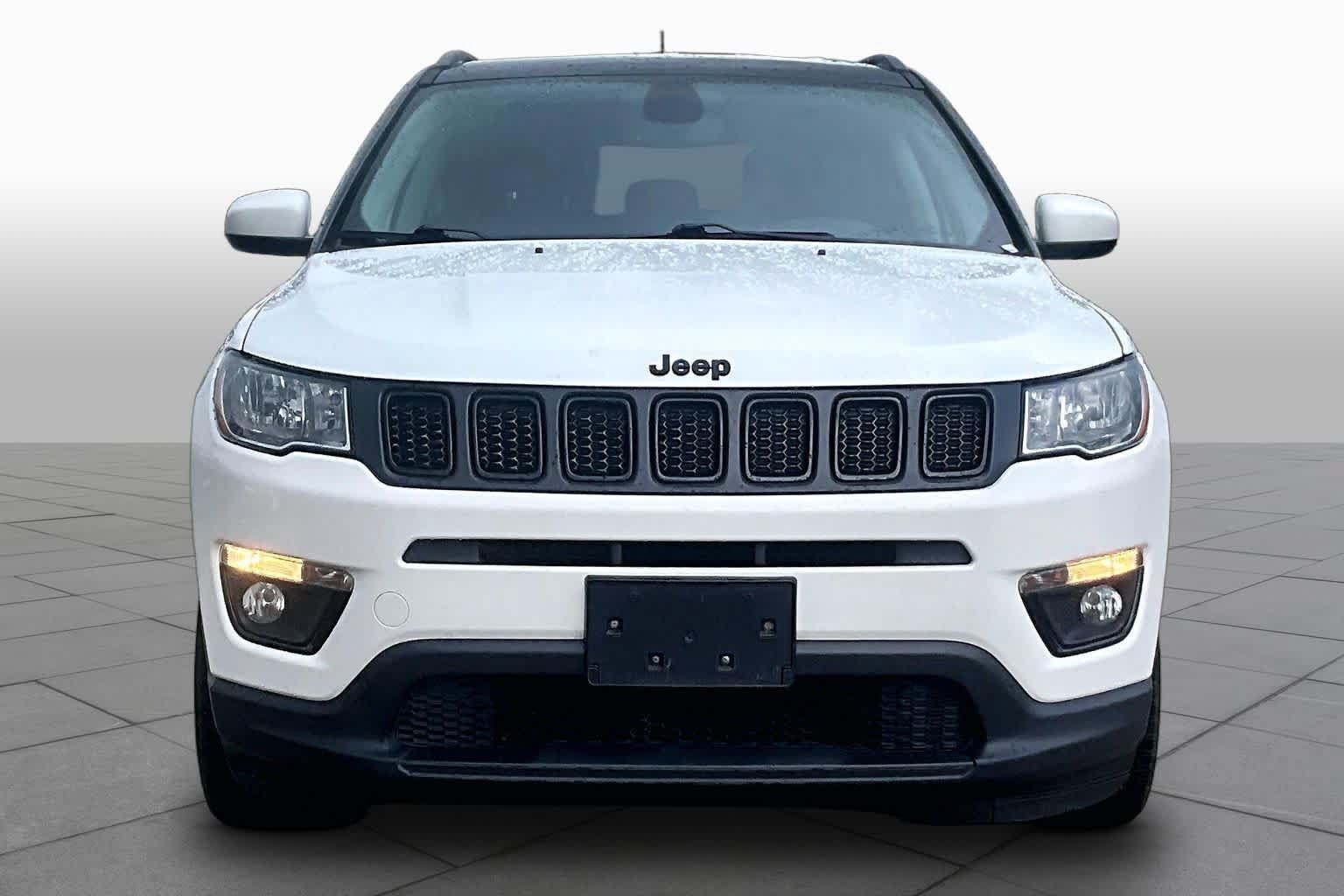 Used 2021 Jeep Compass Latitude FWD image 4