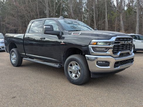 New 2026 RAM 2500 Tradesman AWD/4WD image 4