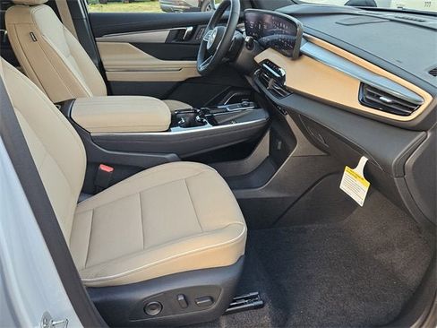 New 2026 Buick Enclave Preferred w/ Power Package image 17