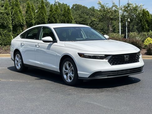 Used 2026 Honda Accord LX image 2