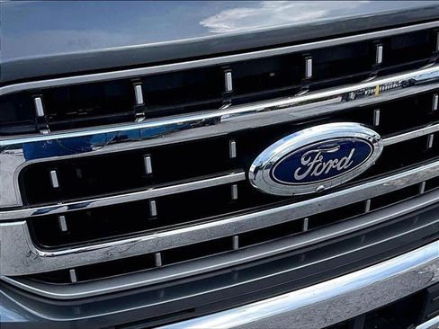 Used 2021 Ford F150 Lariat w/ Equipment Group 502A High AWD/4WD image 30