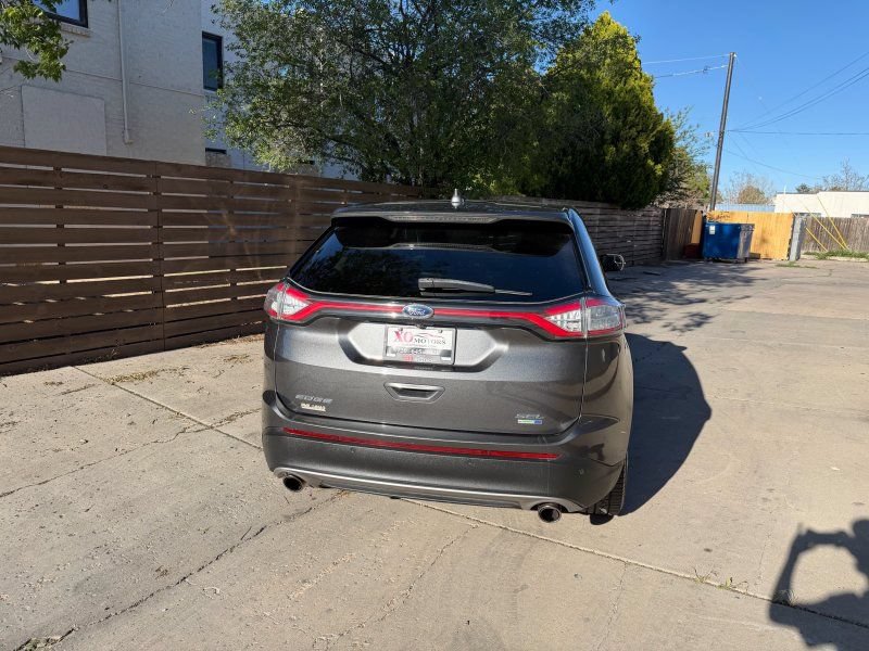 Used 2017 Ford Edge SEL w/ Equipment Group 201A AWD/4WD image 3
