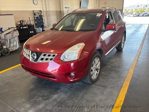 Used 2012 Nissan Rogue SL FWD image 1