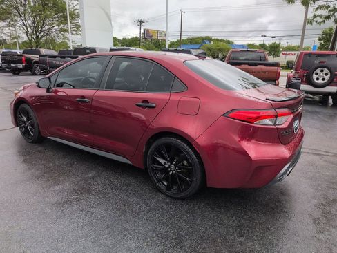 Certified 2022 Toyota Corolla SE w/ Carpet Mat Package (TMS) FWD image 3