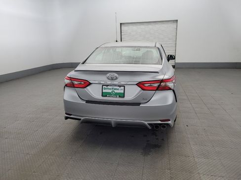 Used 2018 Toyota Camry SE w/ Convenience Package image 7