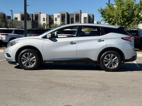 Used 2018 Nissan Murano S w/ Cargo Package image 2