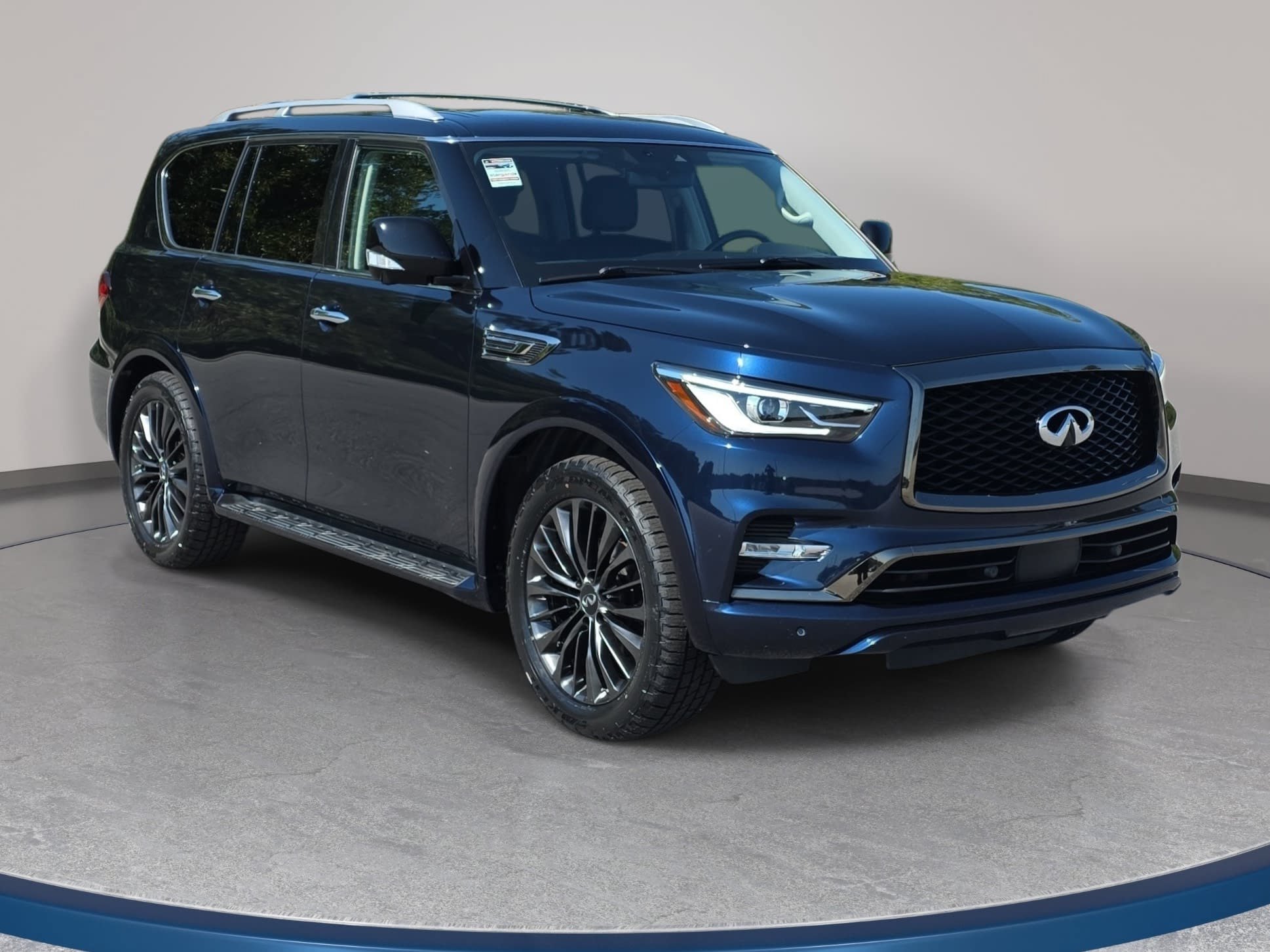 Used 2021 INFINITI QX80 Premium Select w/ Cargo Package AWD/4WD image 3