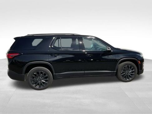 Used 2024 Chevrolet Traverse RS w/ LPO, Floor Liner Package FWD image 4