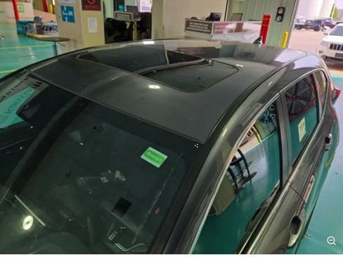 Used 2022 Honda CR-V EX image 2