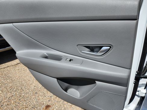 New 2025 Hyundai Elantra Sport image 10