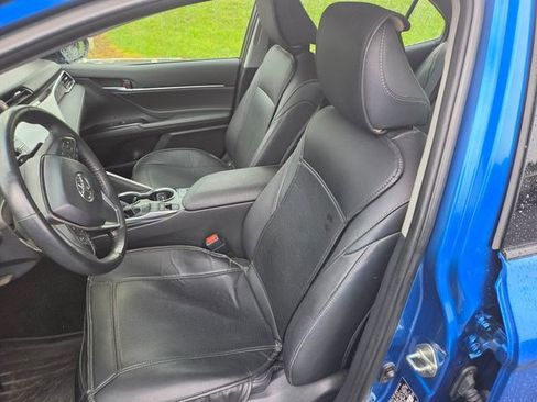 Used 2018 Toyota Camry XSE w/ Audio Package FWD image 2