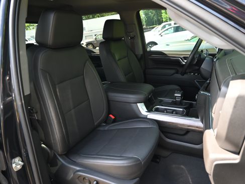 Used 2023 Chevrolet Silverado 1500 LTZ AWD/4WD image 33