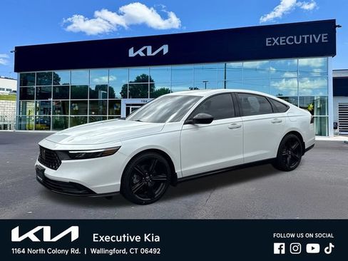Used 2023 Honda Accord Sport image 1
