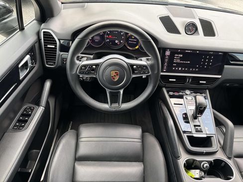 Used 2019 Porsche Cayenne AWD/4WD image 23