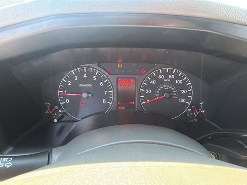 Used 2014 Nissan NV 3500 SL w/ Technology Package RWD image 9