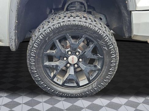 Used 2014 GMC Sierra 1500 SLT AWD/4WD image 30