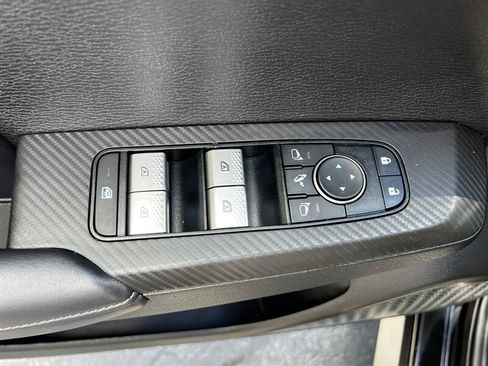 Used 2025 Mitsubishi Outlander SE AWD/4WD image 27