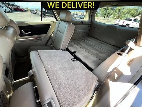 Used 2004 Cadillac SRX w/ Preferred Equipment Group AWD/4WD image 16