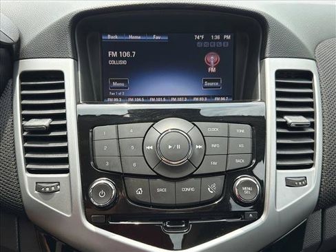 Used 2014 Chevrolet Cruze LT FWD image 18