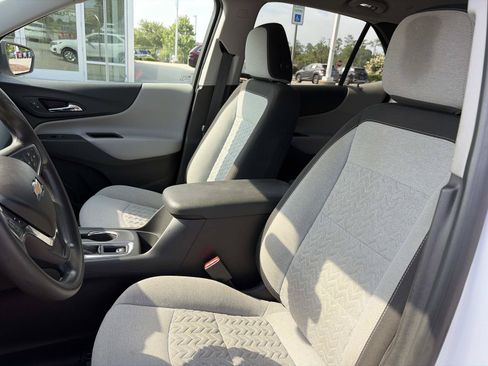 Used 2022 Chevrolet Equinox LT FWD image 16