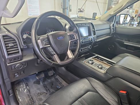 Used 2021 Ford Expedition Platinum AWD/4WD image 16