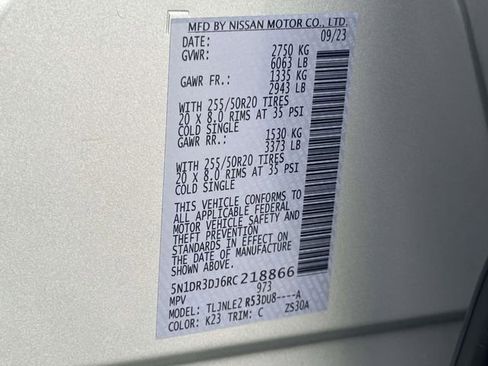 Used 2024 Nissan Pathfinder Platinum w/ Black Appearance Package image 26