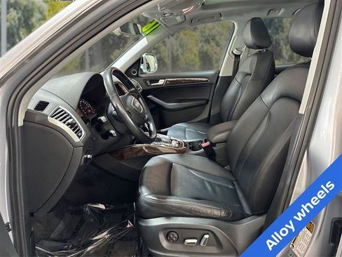 Used 2016 Audi Q5 2.0T Premium Plus w/ Technology Package AWD/4WD image 9