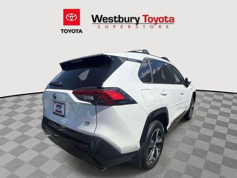 Certified 2024 Toyota RAV4 SE w/ Weather & Moonroof Package AWD/4WD image 5