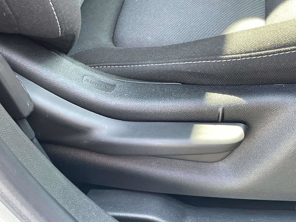Used 2024 Chevrolet Blazer LT w/ Convenience Package FWD image 16