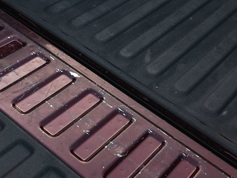 Used 2019 RAM 1500 Laramie image 11