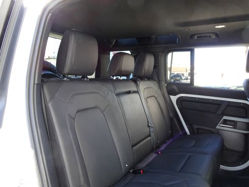 Used 2023 Land Rover Defender 110 S image 18