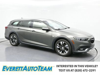 Used 2019 Buick Regal Essence w/ Sights and Sounds Package