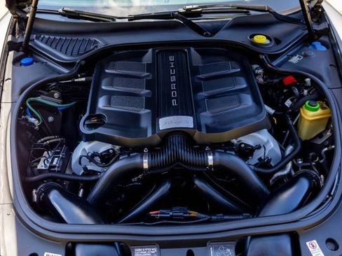 Used 2014 Porsche Panamera S image 45