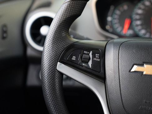 Used 2018 Chevrolet Sonic LT image 33