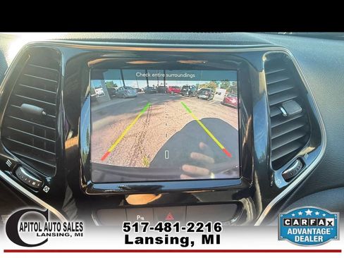 Used 2020 Jeep Cherokee Limited AWD/4WD image 29