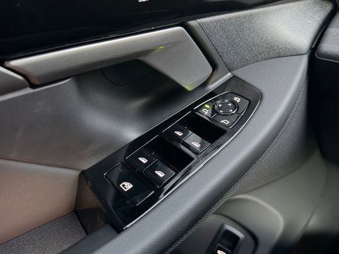 New 2026 BMW 530i w/ Premium Package RWD image 22
