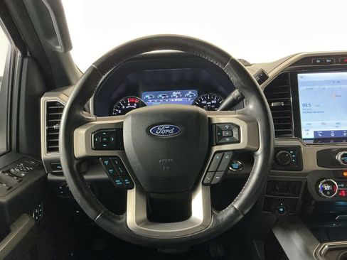 Used 2022 Ford F250 Platinum image 16