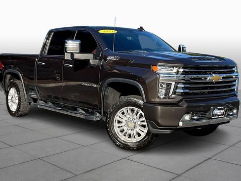 Used 2021 Chevrolet Silverado 2500 High Country w/ Z71 Off-Road Package image 2