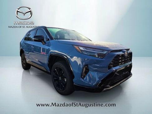 Used 2023 Toyota RAV4 XSE AWD/4WD image 2