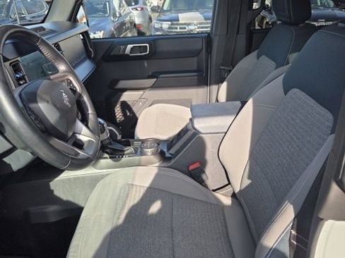 Used 2022 Ford Bronco Outer Banks w/ Sasquatch Package image 24