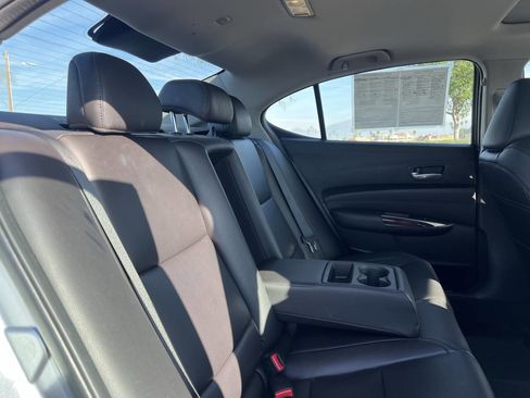 Used 2017 Acura TLX V6 image 14