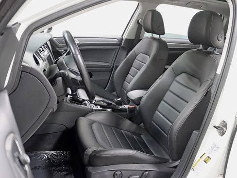 Used 2017 Volkswagen Golf Alltrack SEL AWD/4WD image 26