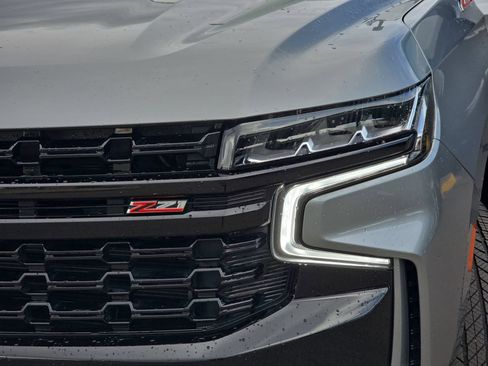 Used 2024 Chevrolet Tahoe Z71 w/ Luxury Package AWD/4WD image 34
