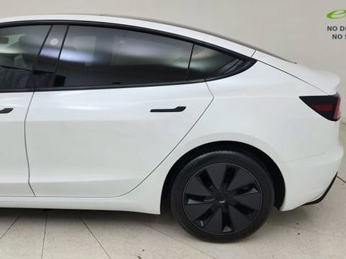 Used 2025 Tesla Model 3 RWD image 10
