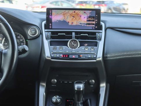 Used 2019 Lexus NX 300 image 11