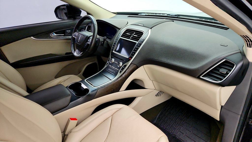 Used 2019 Lincoln Nautilus Reserve AWD/4WD image 25