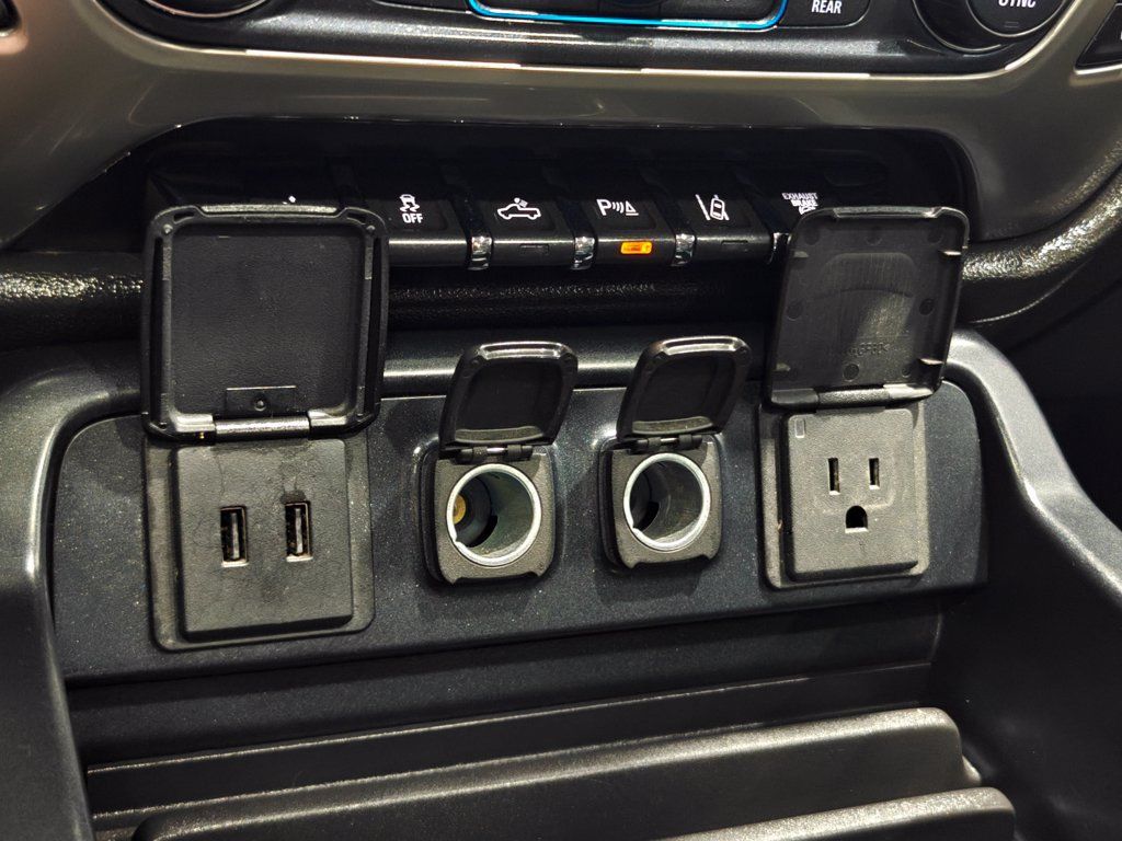 Used 2018 Chevrolet Silverado 2500 High Country w/ Duramax Plus Package AWD/4WD image 44