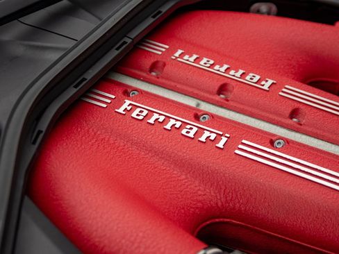 Used 2025 Ferrari 12Cilindri RWD image 46