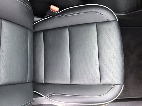 Used 2025 Buick Enclave Sport Touring image 29