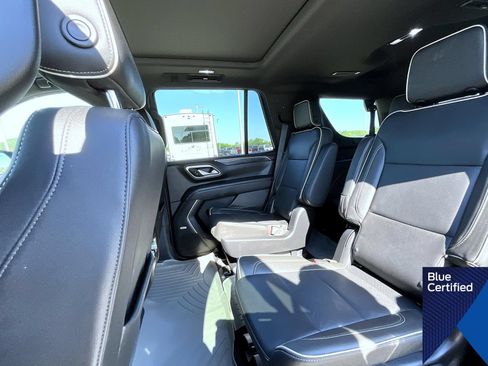 Used 2022 GMC Yukon SLT w/ SLT Luxury Package AWD/4WD image 22